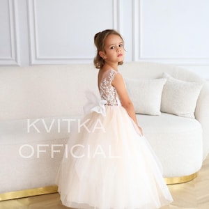Lace and tulle flower girl dress, Wedding Girl Dress, Toddler girl dress, Rustic girl dress, Lace Dress with train