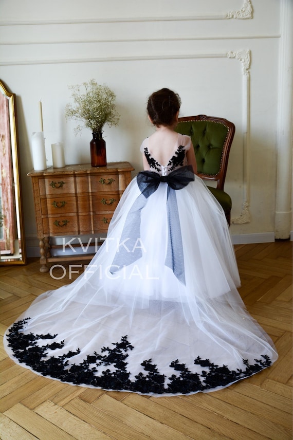 Flower Girl Dress, Black Girl Ball Gown With Train, White Flower Girl Dress  With Bow - Etsy Canada
