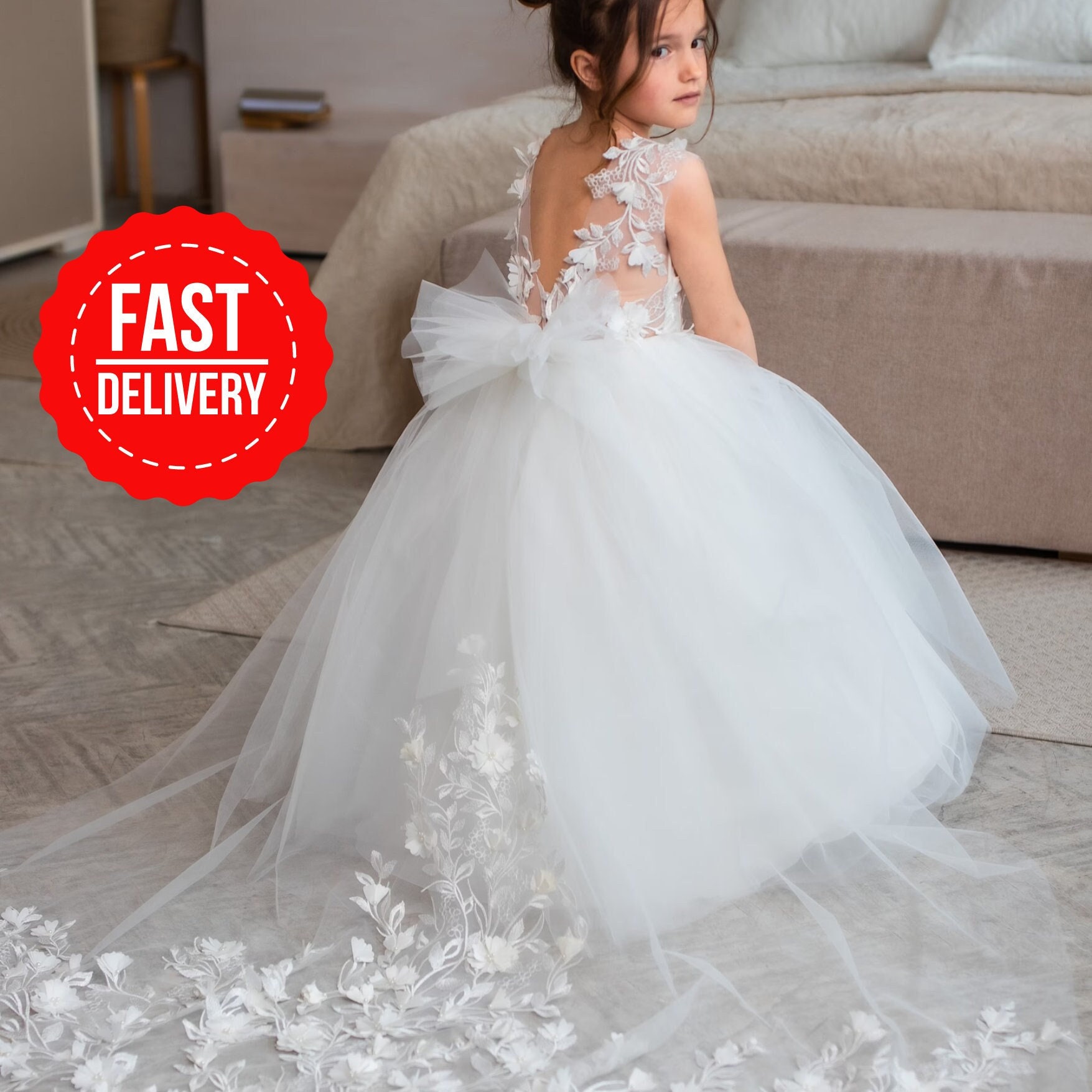 Flower Girl Dress Train girl Ball Gown ivory Flower Girl Dress