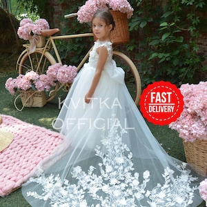 Flower girl dress tulle, Party girl dress, Lace flower girl dress, Tutu dress,Flower girl dress train,Girl ball gown,Ivory flower girl dress