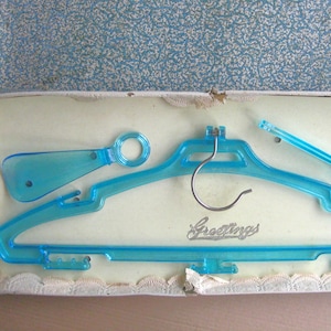 1940&#39;s Twinco Clothes hanger etc gift set |  Shoe horn, Stocking drier and hanger in box | Vintage clothing accessories | 1940&#39;s clothing