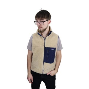 Vintage Y2K 2000 Patagonia Retro-X Deep Pile High Loft Sherpa Fleece Vest Mens Size Small Oatmeal Beige Navy Sleeveless Jacket Made In USA