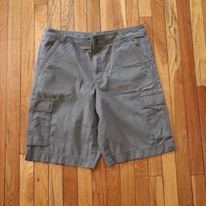 Vintage Y2K Patagonia Canvas Wide Leg Cargo Hiking Shorts Mens Size 35 34 Alpha Green Military Mars Army Retro Work Workwear Streetwear 90s