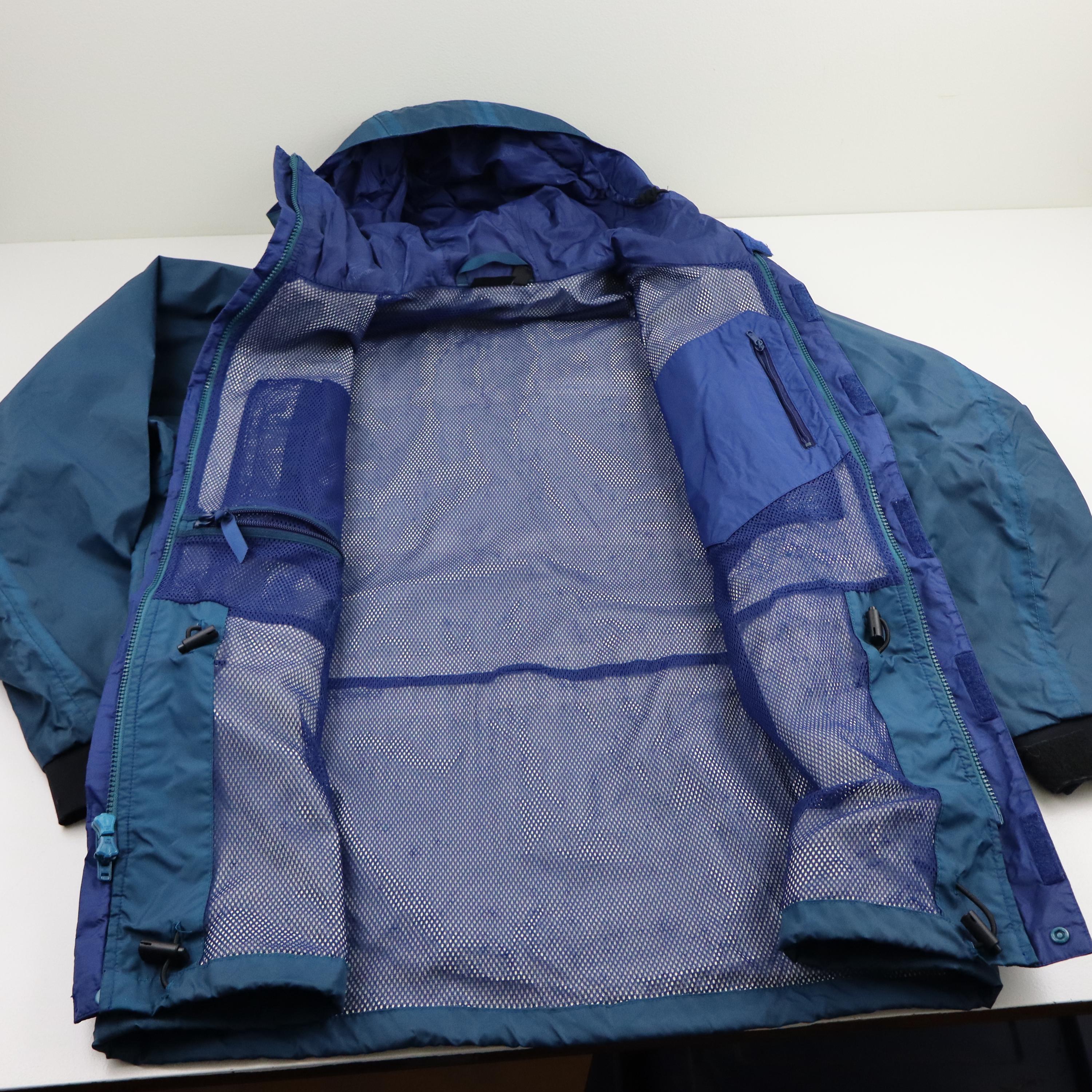 Vintage Patagonia SST Waterproof Hydroshed Fly Fishing Jacket Mens