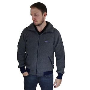 Vintage jaren 80, jaren 90 Patagonië dikke Synchilla fleece Chouinard jas met volledige rits heren maat klein uniseks dames grijs blauwe herfsttrui sweater
