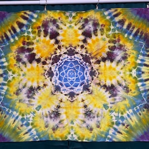 Tie Dye Tapestry Flower Mandala Boho / Hippie Decor