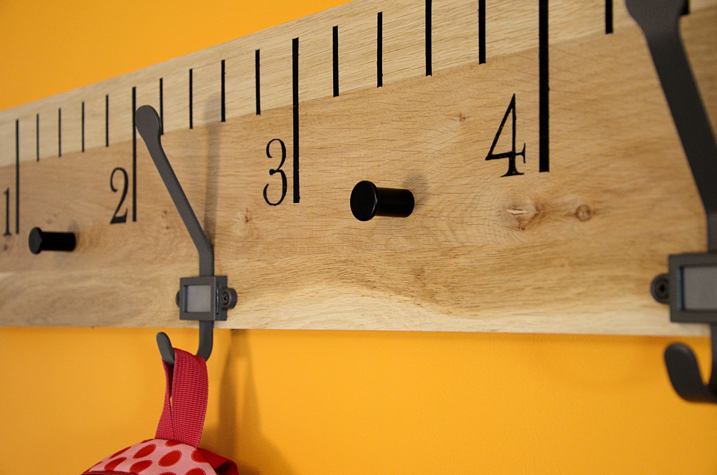 Patère Porte-Manteau Règle Mural Chêne