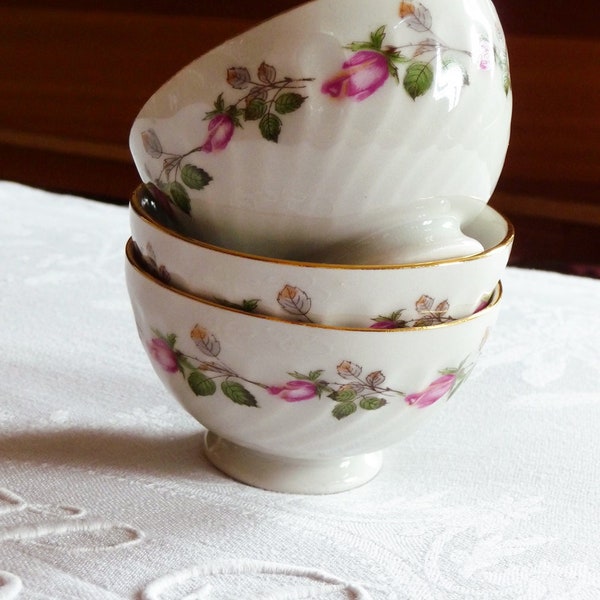 3 small GIEN porcelain bowls, French bowls, 1960's, French Pink ROSES, Coffee cups, custard dish, French Country House, Gilded bowls,