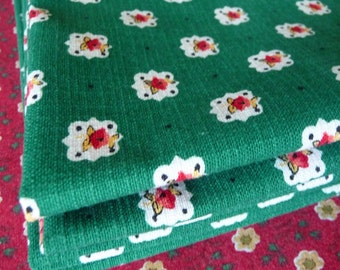 6 Beautiful vintage NAPKINS, GREEN LINVOSGES Provence Cotton napkins, French Kitchen, Little pink roses, Provence Floral cotton, 19x17"