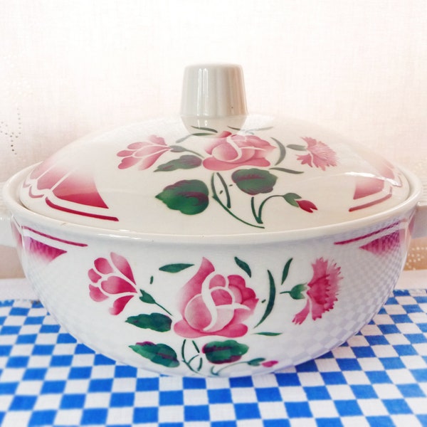 Gorgeous Badonviller TUREEN, RARE, Red Roses and CARNATIONS pattern, airbrushed, French vintage earthenware, France antique, Retro