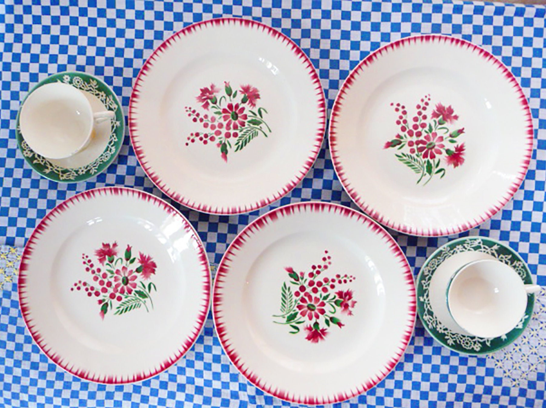 4 Assiettes Dinner Eric By Digoin, Design Rare, Rouge Floral, Bouquet Rouge Peint à La Main, Années 