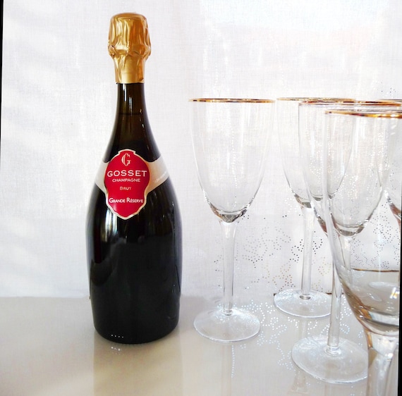 Extra large 2024 champagne flute
