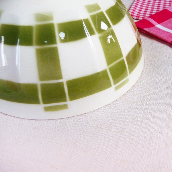 A vintage café au lait French Bowl, Green check Moulin des Loups, Nappe pattern, gingham, Retro Kitchen, French cafe au lait, Digoin like