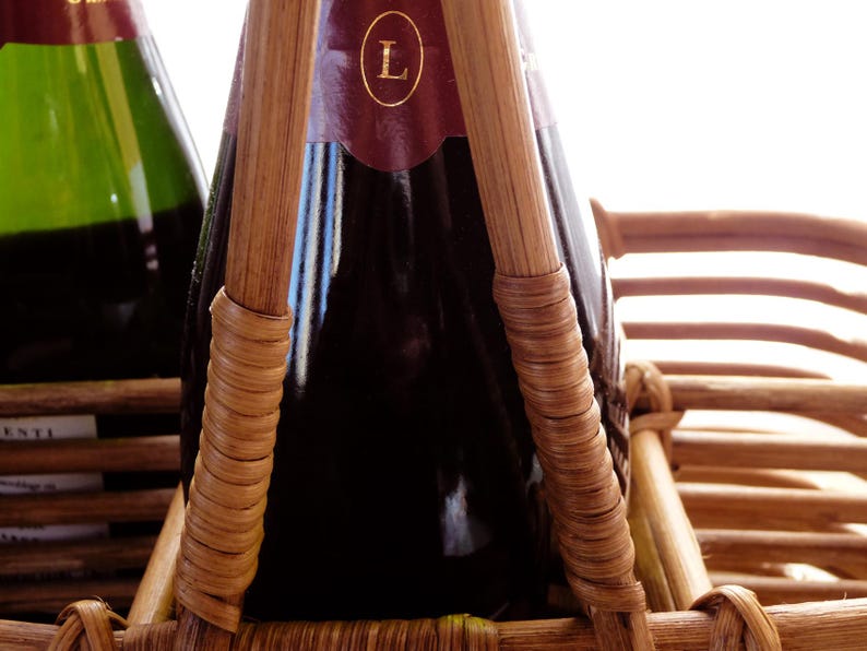Vintage Rattan Wine Bottle Carrier, French Country Decor, 6-Bottle Rack image 3