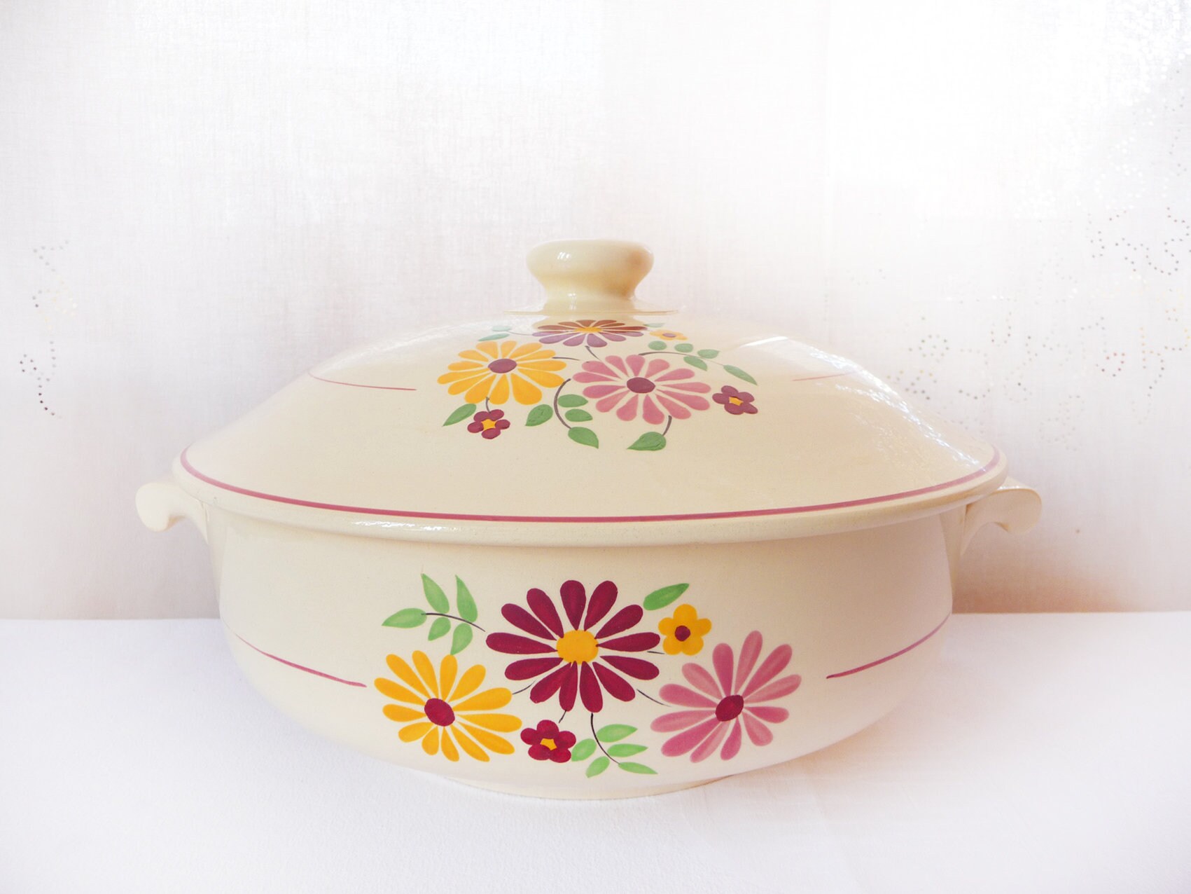 Magnifique Vintage Tureen,