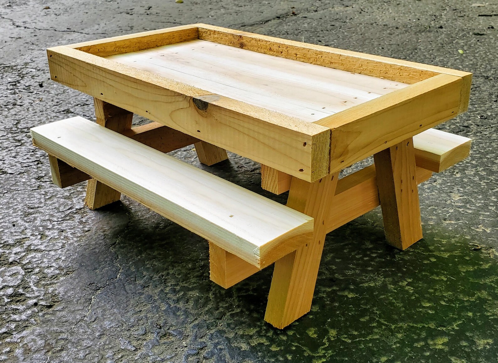 Chicken Picnic Table Feeder Chicken Feeder Squirrel Feeder Etsy