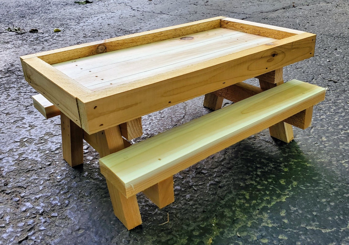 Chicken Picnic Table Feeder Chicken Feeder Squirrel Feeder Etsy