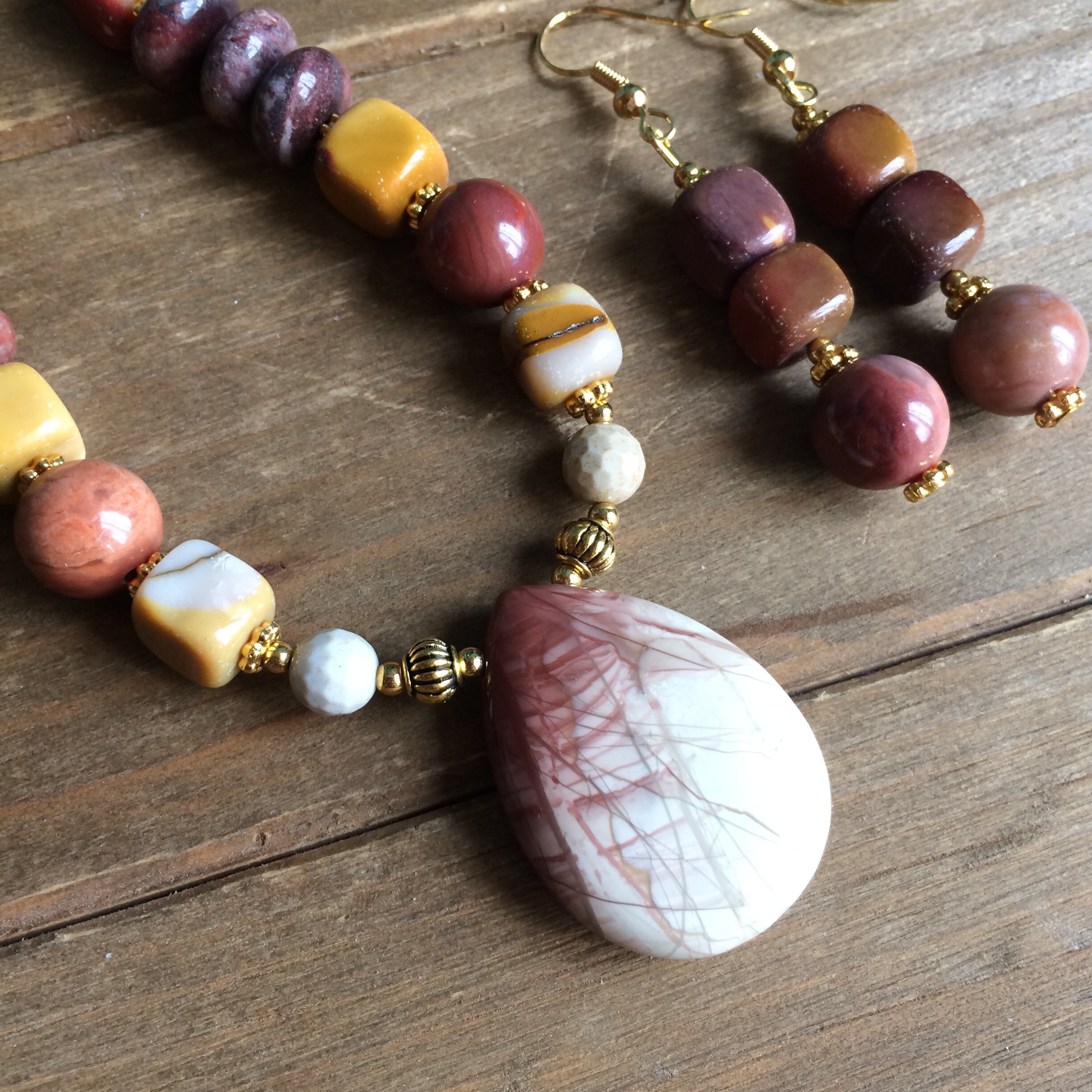 Wood & Stone Necklace Set main image 1