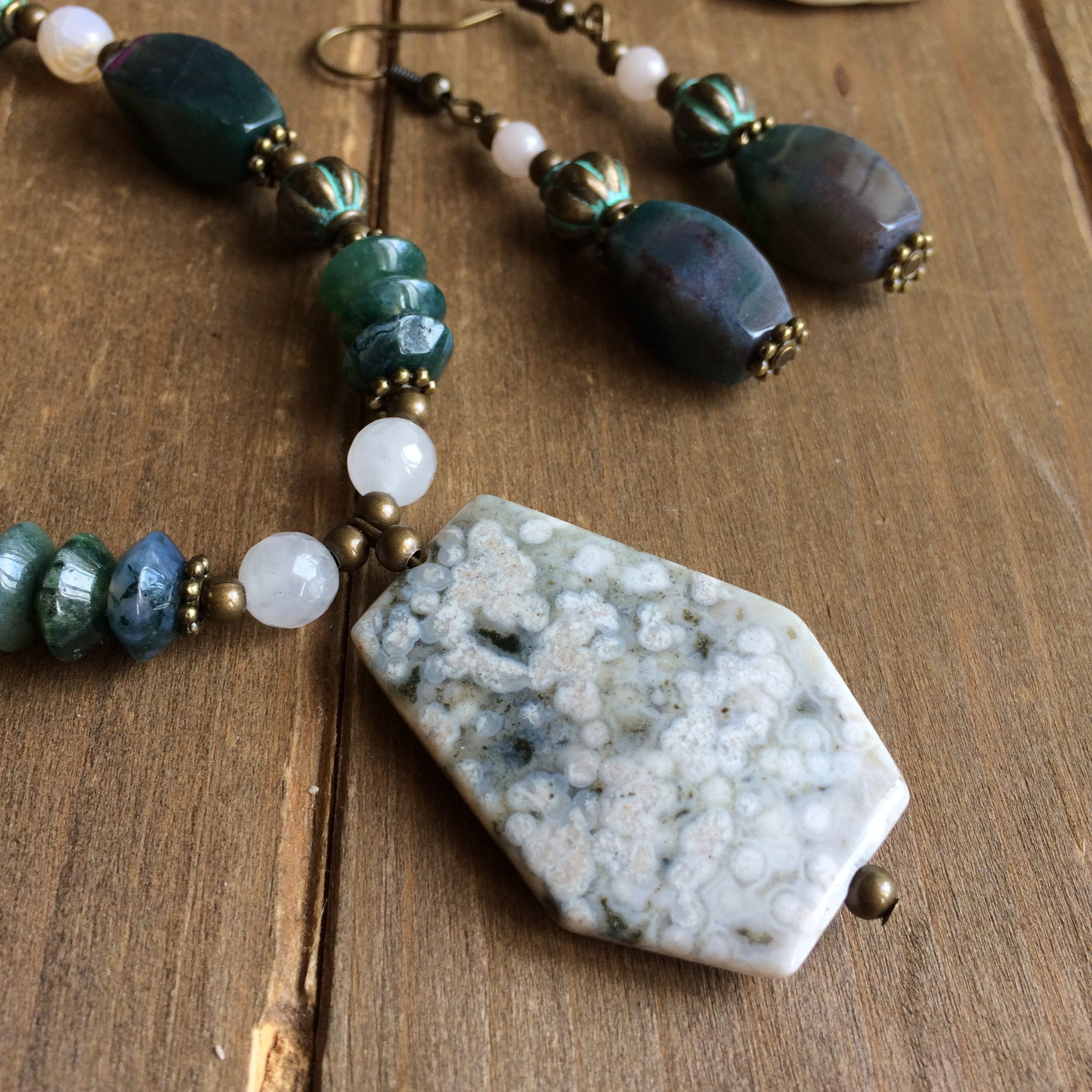 Green Agat necklace 