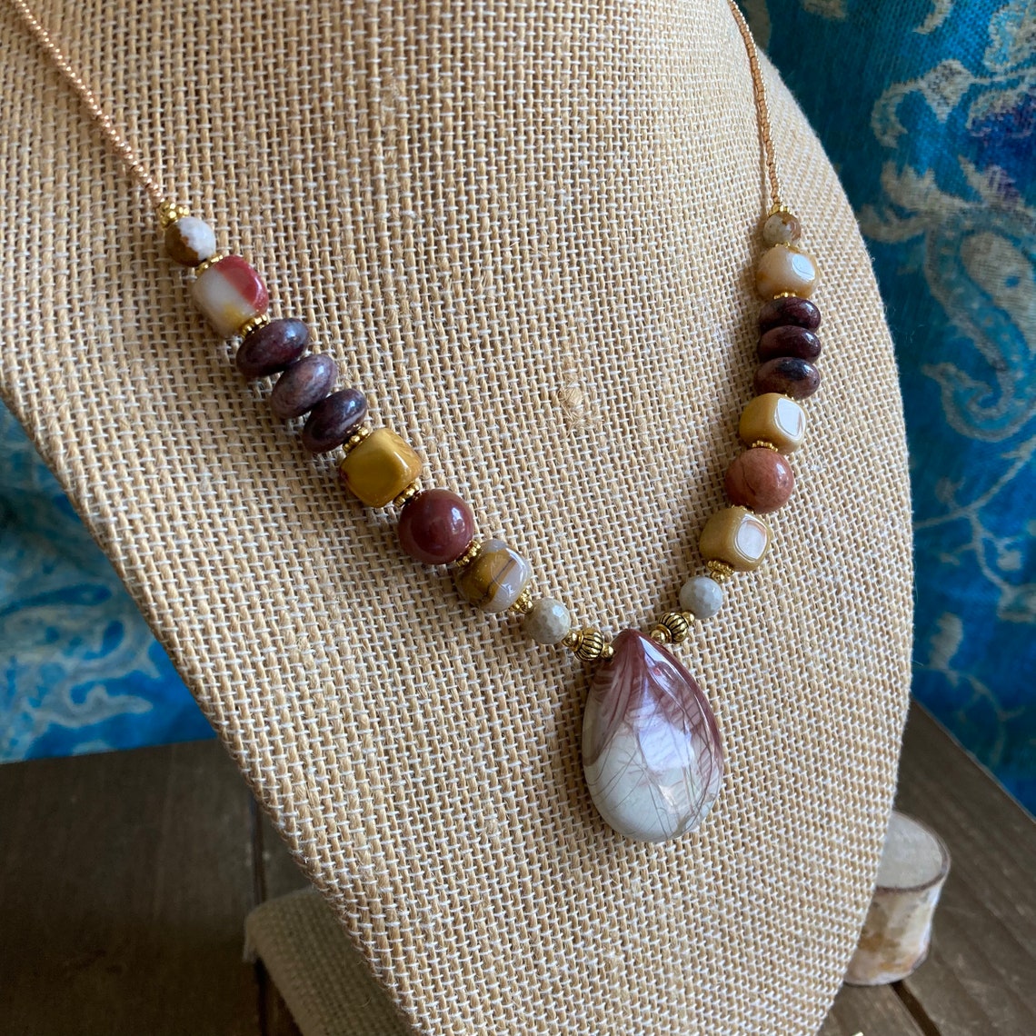 Wood & Stone Necklace Set