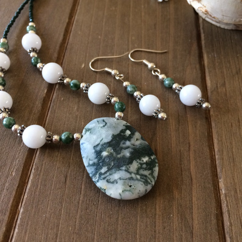 Stone jewelry set Green moss agate set pendant set white jade beaded set necklace earrings set oval boho tribal unique jewelry for women SLD