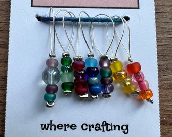 Stitch Markers: Colourful Kaleidoscope - Discover our Multicoloured Glass Bead Stitch Markers!