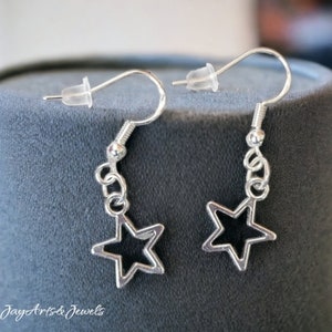 star charm earrings, Silver plated star charm drop earrings, star pendant earrings, handmade silver star earrings