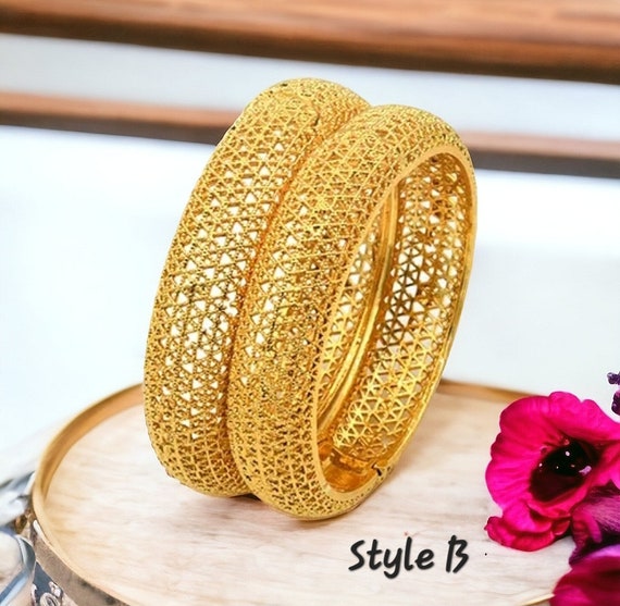 22k Gold Bangle Designs | Simple Daily Wear Bangles Collection | Latest Gold  Bangles - YouTube | Gold bangles design, 22k gold bangles, Plain gold  bangles