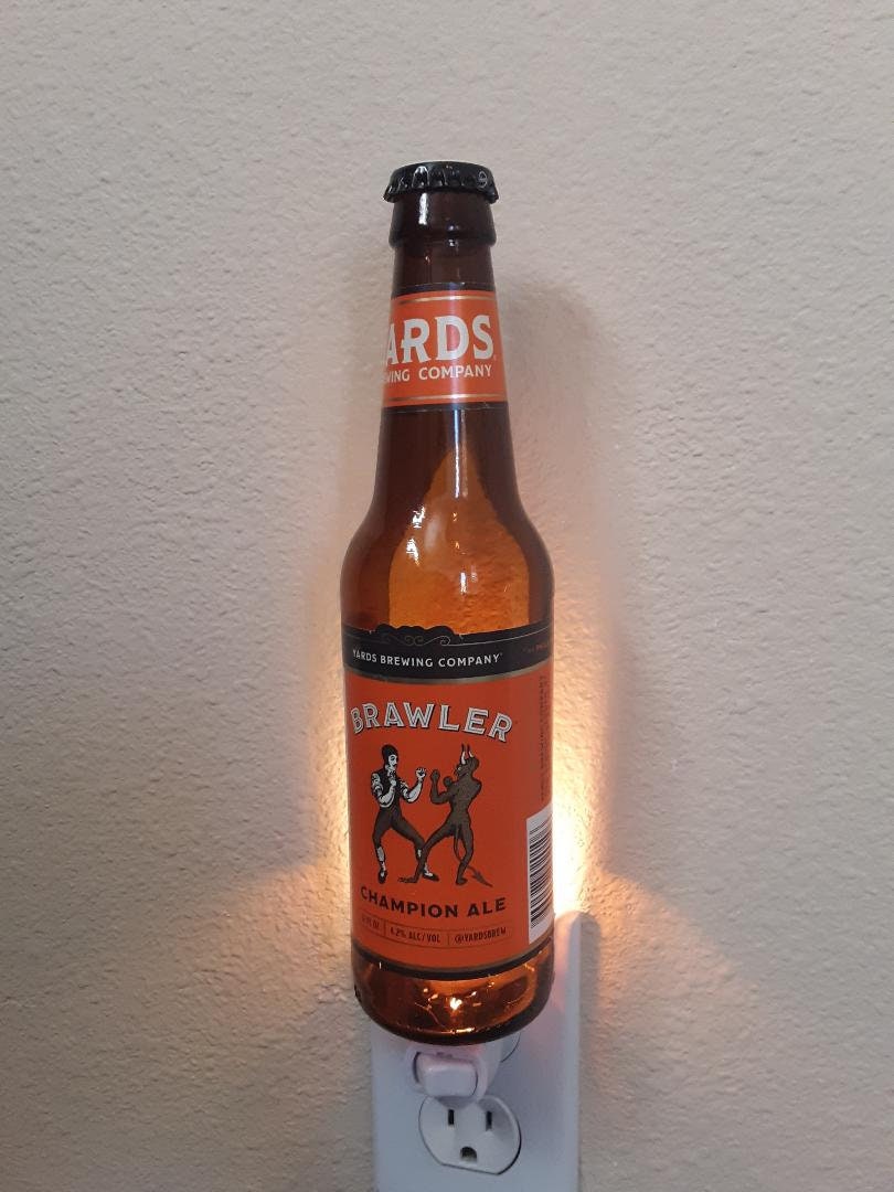 Yards Brawler Botella de cerveza Nightlight Etsy España
