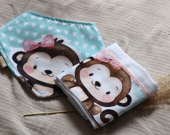 Bib and Burp Cloth Set
