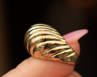 14K Solid Gold Dome Ring, Chunky Gold Ring, Croissant Ring, Wide Solid Gold Ring, Statement Ring Women, Cocktail Ring, Thick Gold Ring