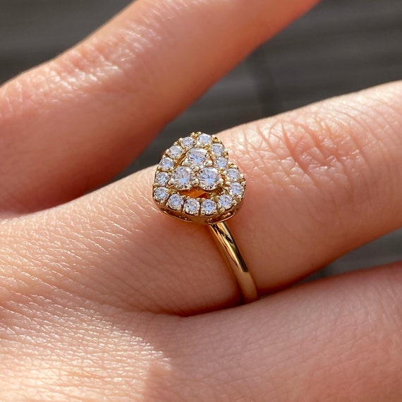 14k White Gold AA Diamond Heart Ring 14k White Gold AA Diamond Heart Ring