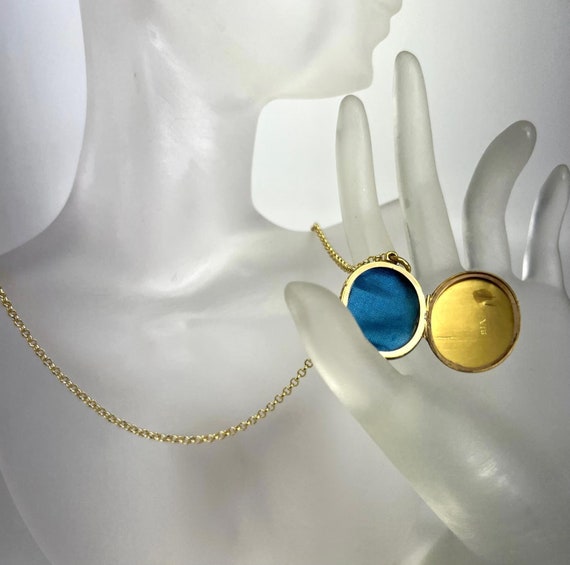 Locket - image 5