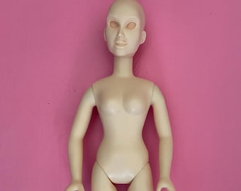 Vintage 15” ‘Esmeralda’ Prototype Doll Body