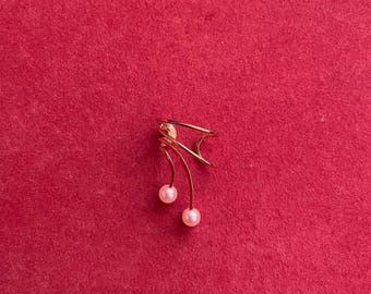 Vintage Gold & Pearl Ear Cuff