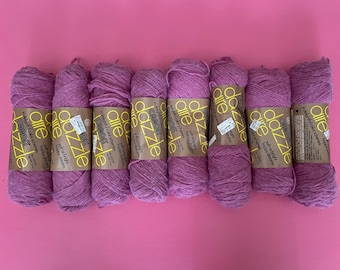Lote de ocho madejas vintage de hilo Caron Dazzle Aire 'Raspberry Punch'