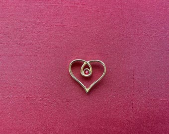 Vintage ‘Tiny Heart’ Pin