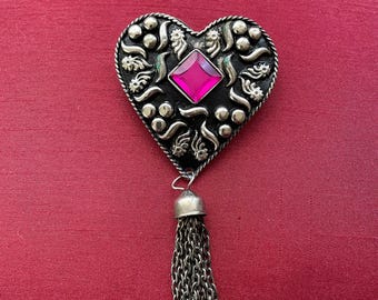Vintage ‘Large Heart’ Brooch