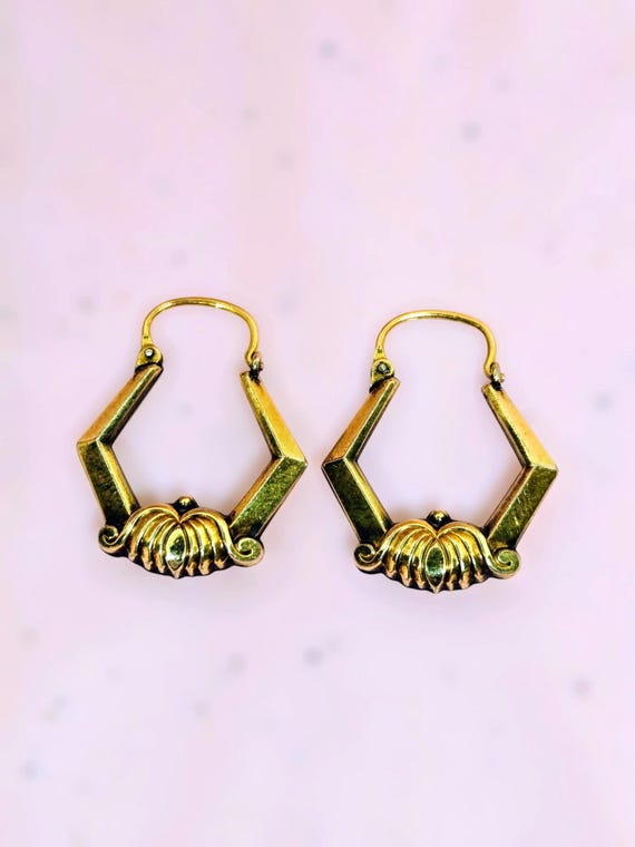 Vintage Art Deco Brass Hoop Earrings: 10K Gold Wire, Ribbed Triangle