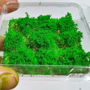 WarHammerGreen pro 9 small Bushes height 1/2 cm medium green A + 61