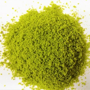 Coarse Turf of bush tree leaves w32 warm green light Quantity 30gr.