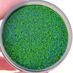 01 Grass or Leaves Deluxe - simulates leaves for plants or flowering lawns green with blue flowers t28-w100