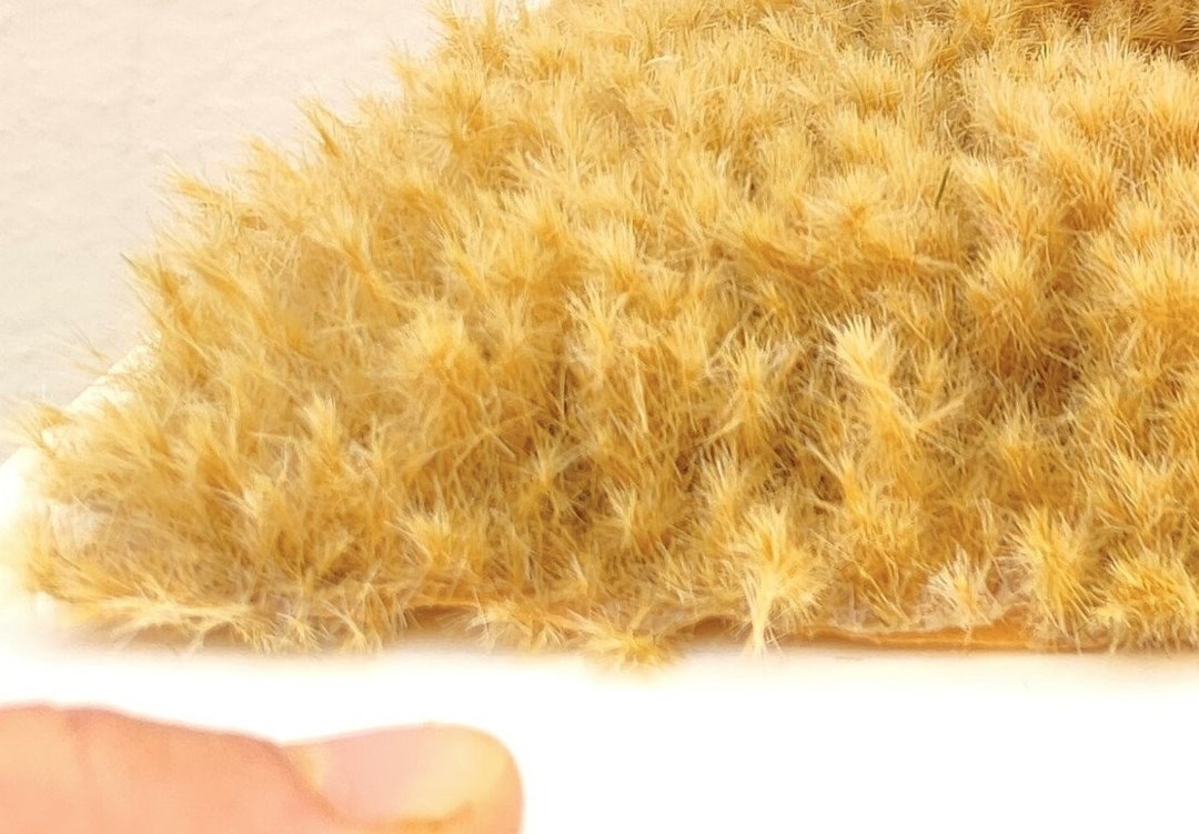 thumbnail image 2 of Static Grass Tufts 2mm Beige – Wargaming Scenery Miniature Basing 2 of 6