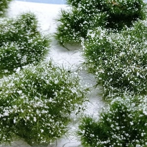 WarHammerGreen Bushes about 2/4 cm with mini white flowers diorama, Scale Models, model scene, Miniature, Landscape