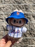 Mets Labubu outfit
