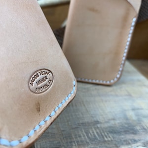 Cartera con Bolsillo Delantero, Cartera de Piel Minimalista, Piel de Curtición Vegetal, Cartera de Piel Fina