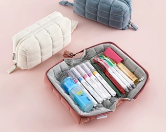 Mount Fuji】 - Pocket Pencil Case Nursing Teacher Pencil Case