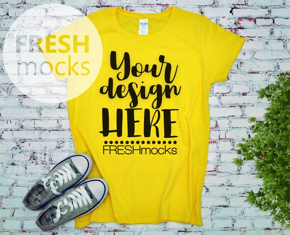 gildan daisy tshirt