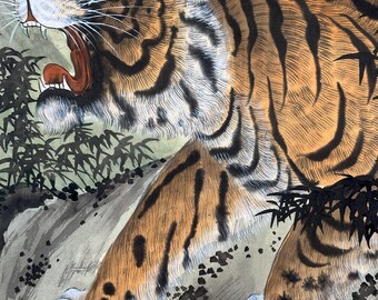 真田 武彦 油絵 (シルクロード) サイン入り Pair of Signed Chinese Tiger Scroll Paintings, Ink on Silk
