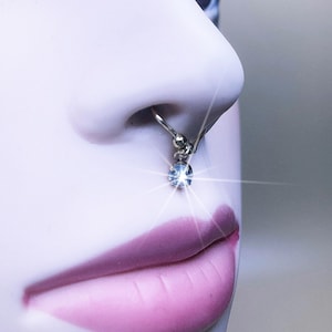 Septum Ring, Fake Nose Ring, Gold Septum Ring With Diamond Accent, Faux Septum Ring, Fake Piercing, Septum Ring, NO PIERCING NEEDED!!